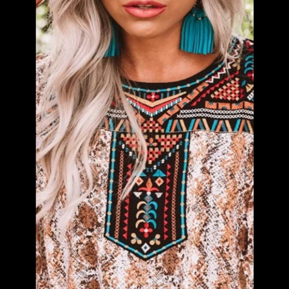 Gypsy/Good Vibes Hippy Native American All Styles Come 2 Mind Embroidery Shirt